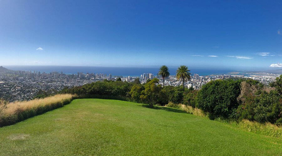 Tantalus Lookout - Puu Ualakaa State Park