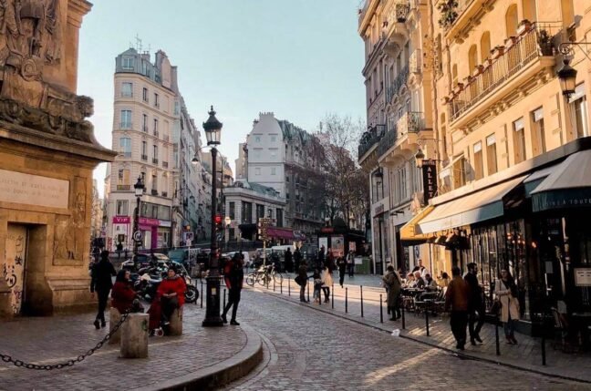 Best Neighborhoods to Stay in Paris